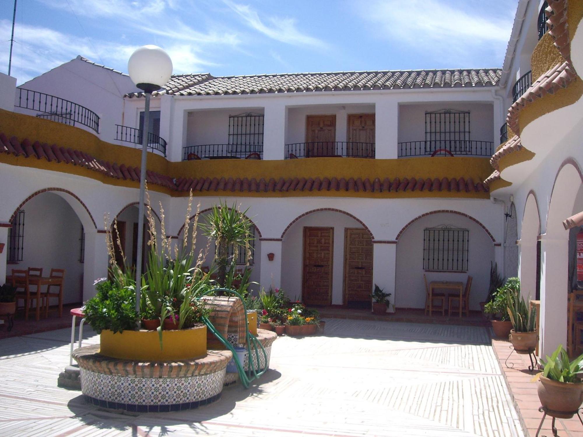 Hostal Mini Golf Los Canos De Meca Exterior foto