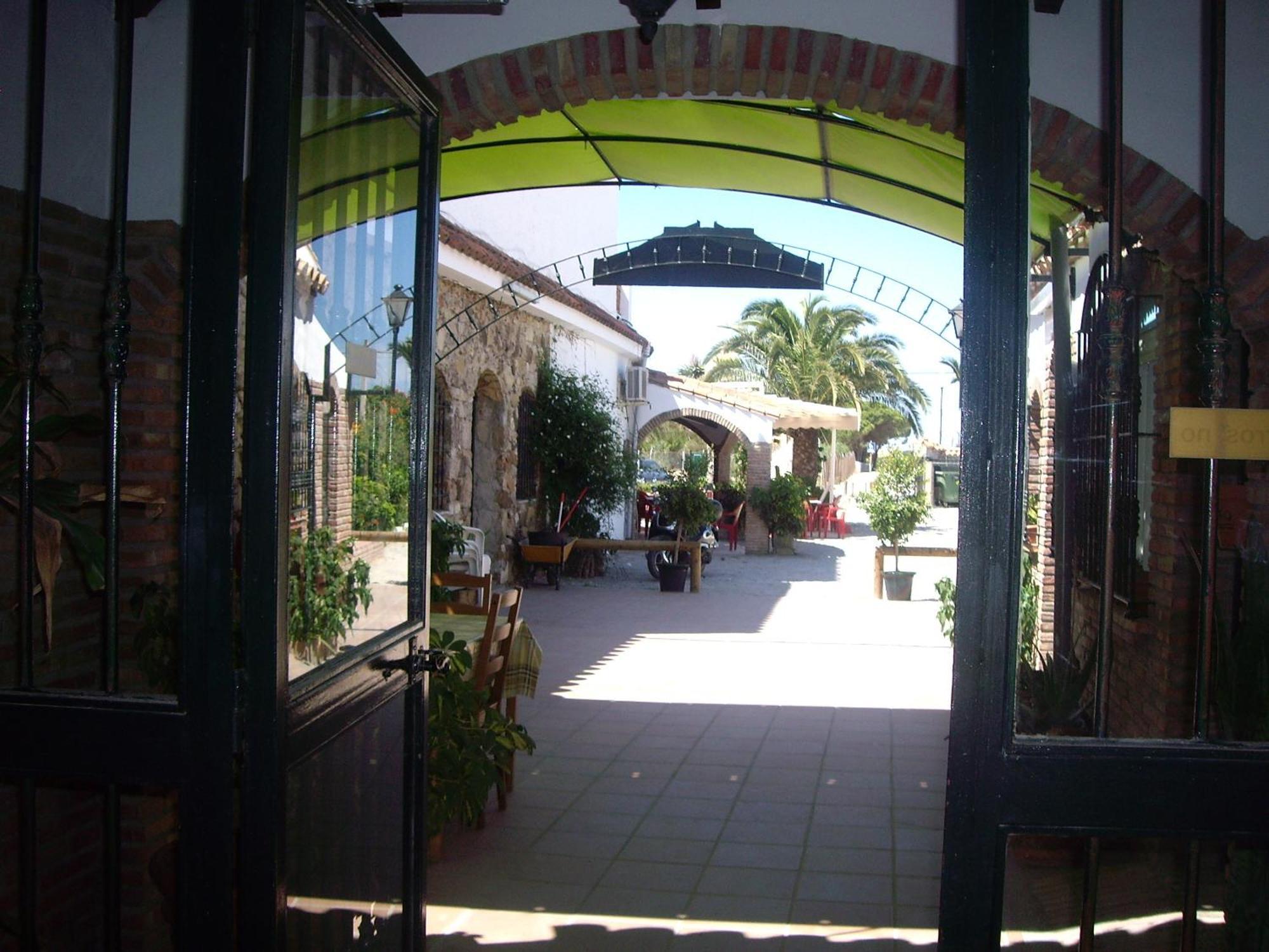 Hostal Mini Golf Los Canos De Meca Exterior foto